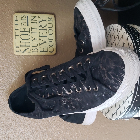 VGUC- Women’s Leather Shimmer Leopard Print Chuck Taylor All Stars - Picture 4 of 9